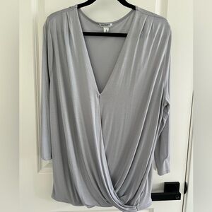 Old Navy Light Gray Casual Top
